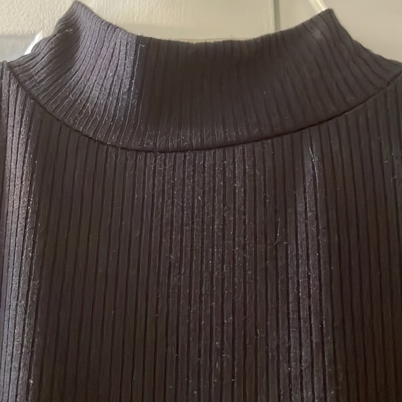 So ribbed black dress - Picture 2 of 3